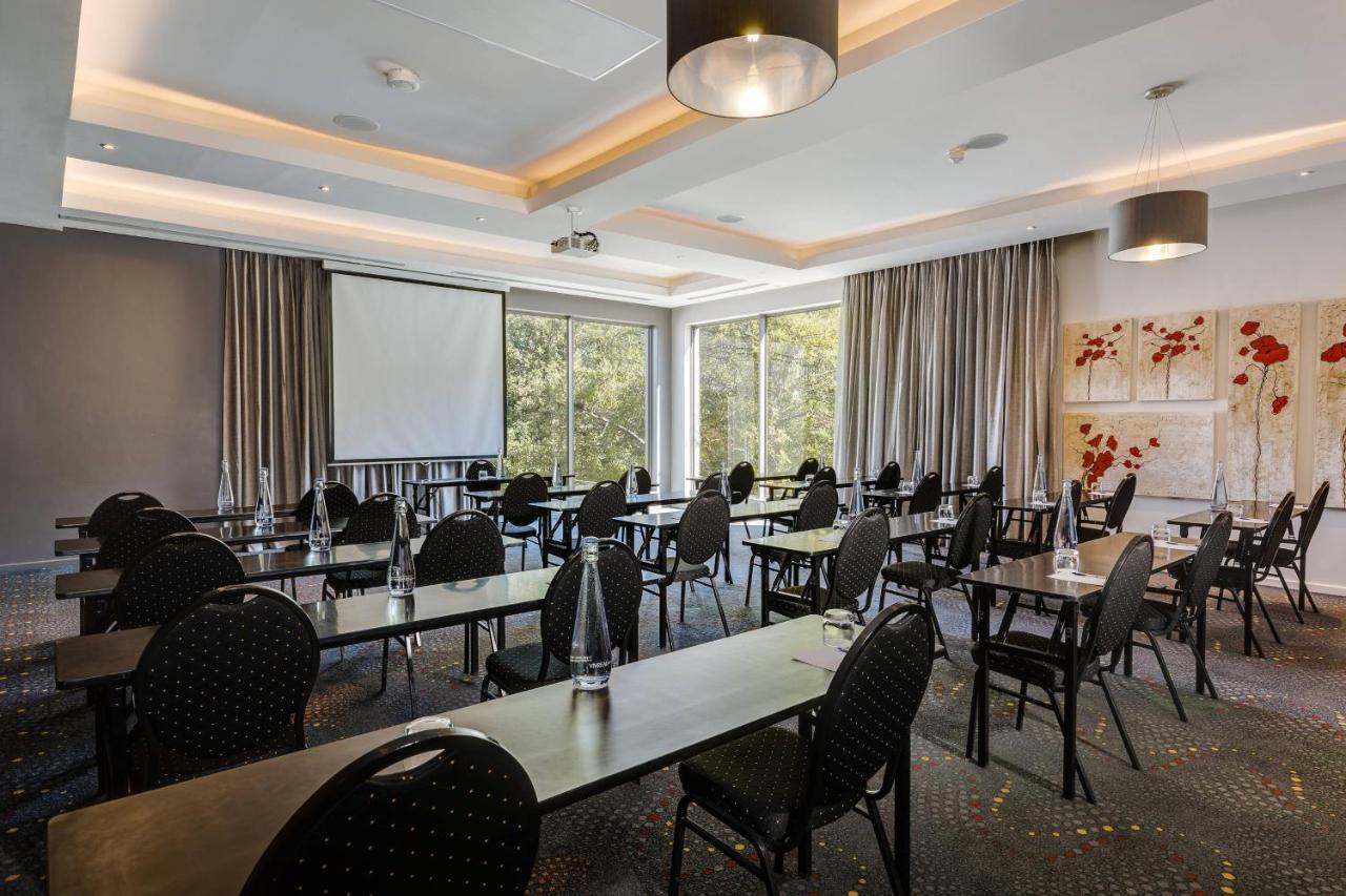 Protea Hotel By Marriott Cape Town Tyger Valley Беллвілл Екстер'єр фото