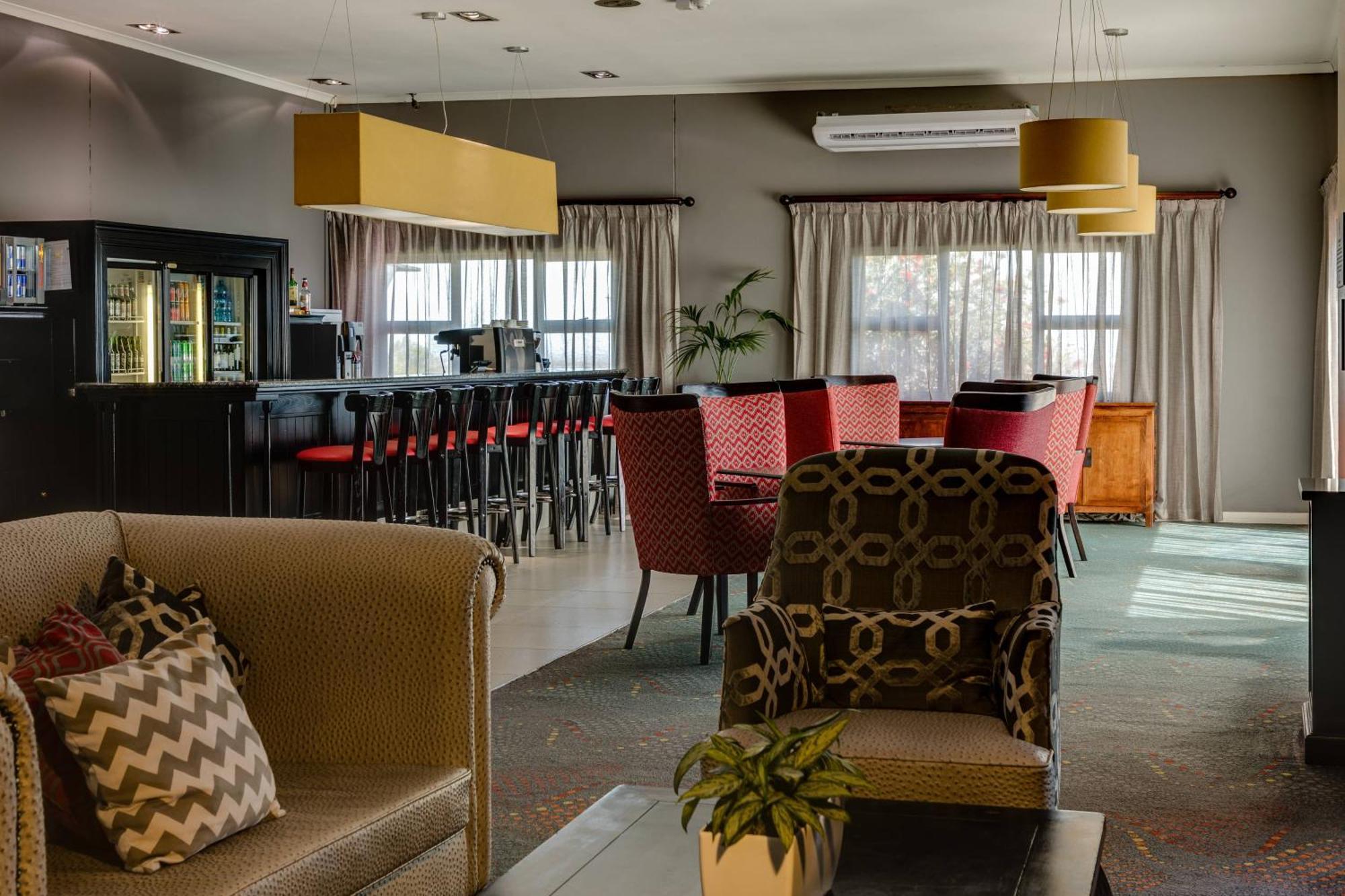 Protea Hotel By Marriott Cape Town Tyger Valley Беллвілл Екстер'єр фото